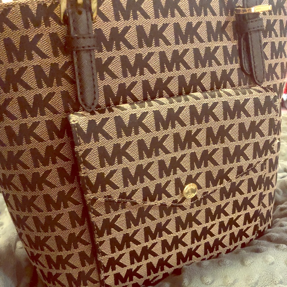 Michael Kors purse